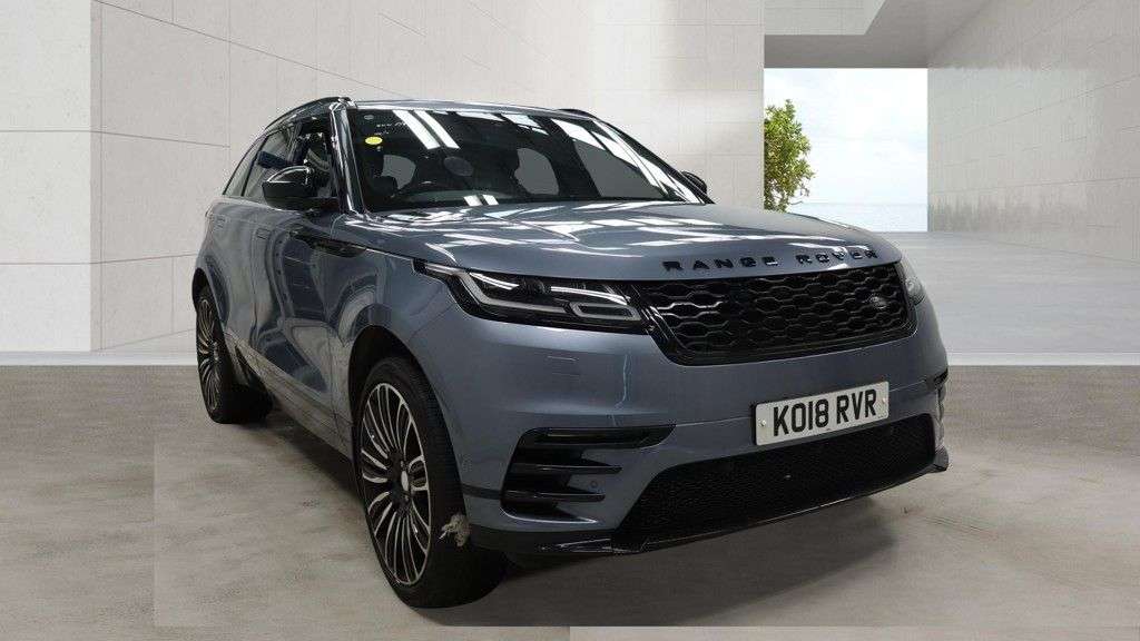 A 2018 LAND ROVER RANGE ROVER VELAR 2.0 D180 R-Dynamic SE SUV 5dr Diesel Auto 4WD Euro 6 (s/s) (180 ps) 2KEYS/ A 2018 LAND ROVER RANGE ROVER VELAR 2.0 D180 R-Dynamic SE SUV 5dr Diesel Auto 4WD Euro 6 (s/s) (180 ps) 2KEYS/
