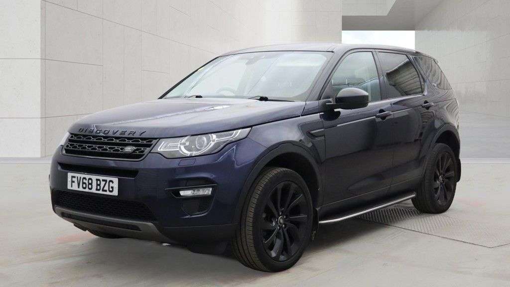 A 2018 LAND ROVER DISCOVERY SPORT 2.0 SD4 HSE SUV 5dr Diesel Auto 4WD Euro 6 (s/s) (240 ps) NAV/ REAR VIEW CA A 2018 LAND ROVER DISCOVERY SPORT 2.0 SD4 HSE SUV 5dr Diesel Auto 4WD Euro 6 (s/s) (240 ps) NAV/ REAR VIEW CA