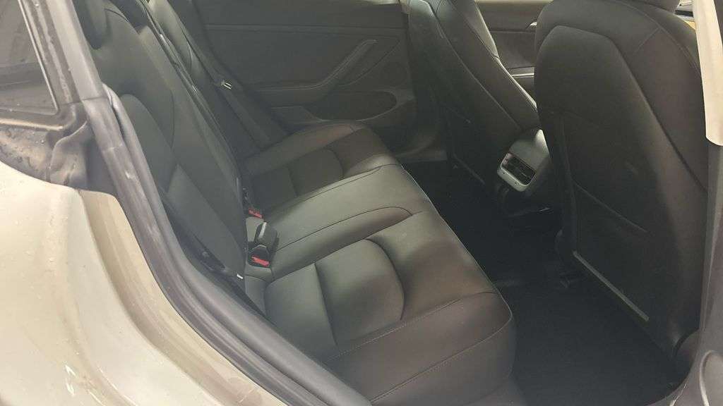 2021 TESLA MODEL 3 2021 TESLA MODEL 3