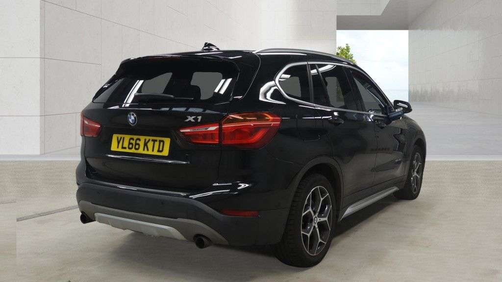 2017 BMW X1 2017 BMW X1