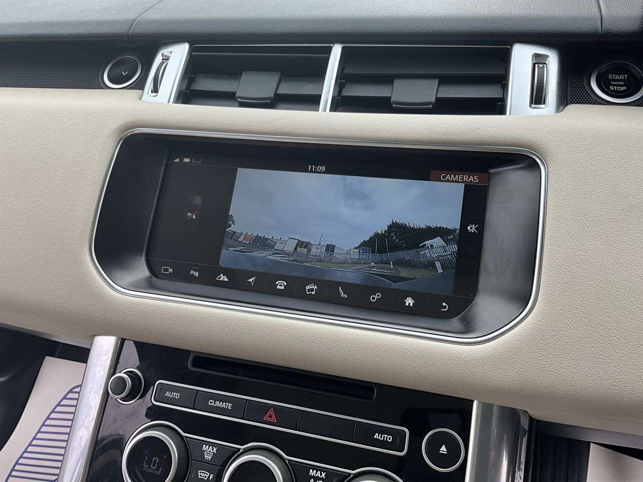 2017 LAND ROVER RANGE ROVER SPORT 2017 LAND ROVER RANGE ROVER SPORT