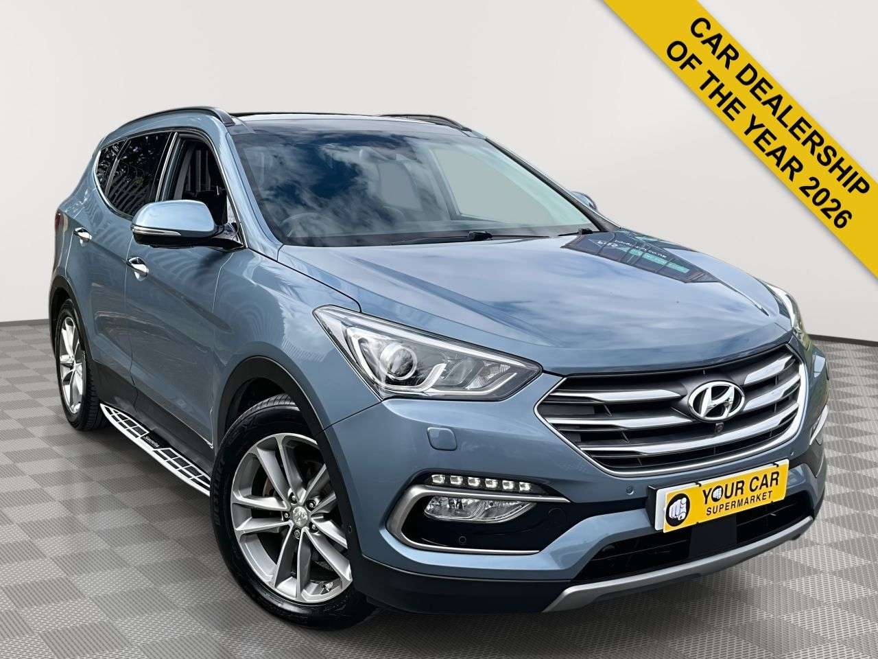 A 2017 HYUNDAI SANTA FE 2.2 CRDi Blue Drive Premium SE SUV 5dr Diesel Auto 4WD Euro 6 (s/s) (7 Seat A 2017 HYUNDAI SANTA FE 2.2 CRDi Blue Drive Premium SE SUV 5dr Diesel Auto 4WD Euro 6 (s/s) (7 Seat