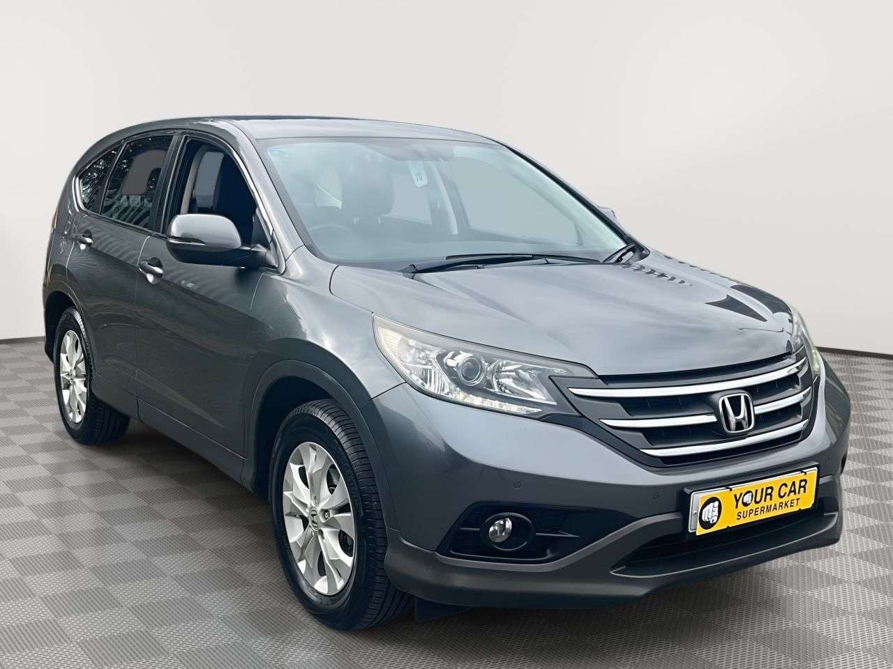 A 2015 HONDA CR-V 2.0 i-VTEC SE SUV 5dr Petrol Manual Euro 5 (s/s) (155 ps) 2 KEYS/ PARKING S A 2015 HONDA CR-V 2.0 i-VTEC SE SUV 5dr Petrol Manual Euro 5 (s/s) (155 ps) 2 KEYS/ PARKING S