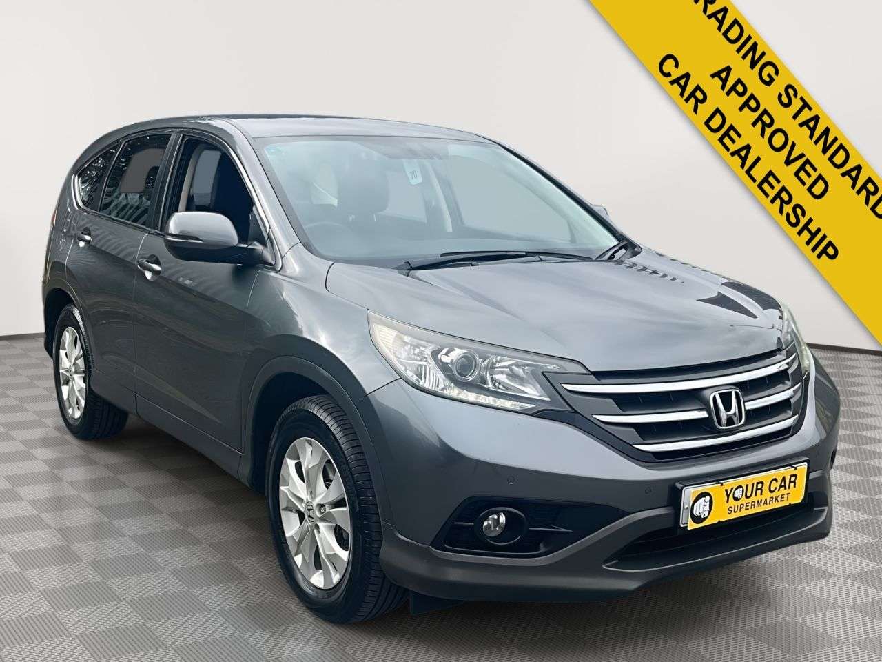 A 2015 HONDA CR-V 2.0 i-VTEC SE SUV 5dr Petrol Manual Euro 5 (s/s) (155 ps) 2 KEYS/ PARKING S A 2015 HONDA CR-V 2.0 i-VTEC SE SUV 5dr Petrol Manual Euro 5 (s/s) (155 ps) 2 KEYS/ PARKING S