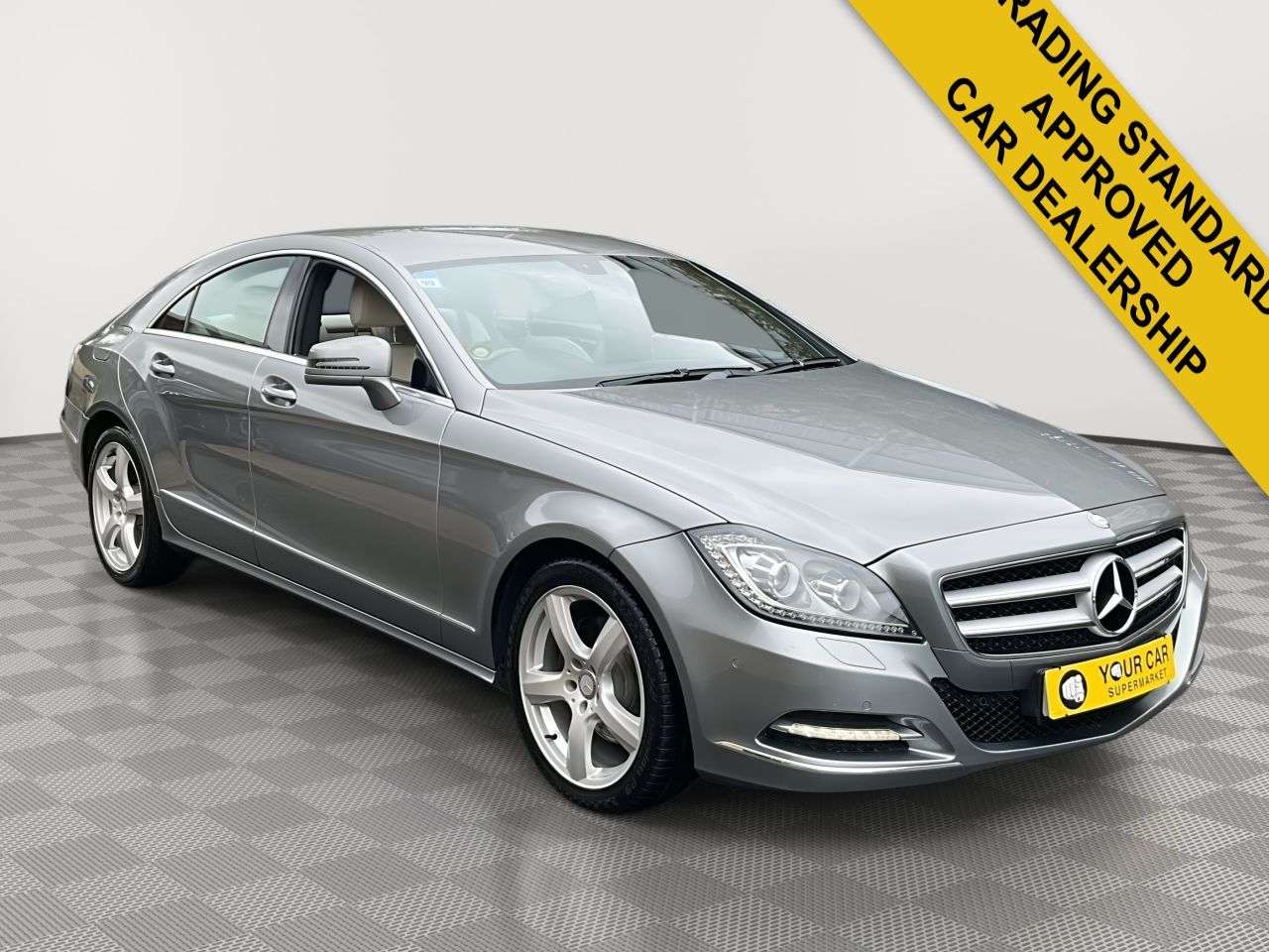 A 2012 MERCEDES-BENZ CLS 3.0 CLS350 CDI V6 BlueEfficiency Coupe 4dr Diesel G-Tronic+ Euro 5 (265 ps) A 2012 MERCEDES-BENZ CLS 3.0 CLS350 CDI V6 BlueEfficiency Coupe 4dr Diesel G-Tronic+ Euro 5 (265 ps)