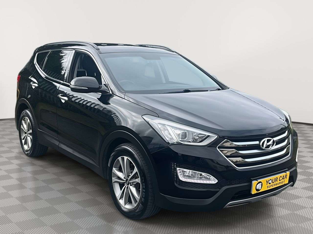 A 2015 HYUNDAI SANTA FE 2.2 CRDi Premium SUV 5dr Diesel Auto 4WD Euro 5 (5 seat) (194 bhp) A 2015 HYUNDAI SANTA FE 2.2 CRDi Premium SUV 5dr Diesel Auto 4WD Euro 5 (5 seat) (194 bhp)