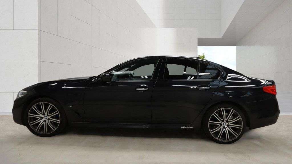 2018 BMW 5 SERIES 2018 BMW 5 SERIES