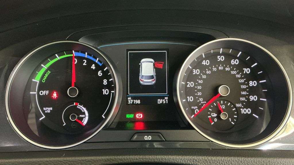 2020 VOLKSWAGEN E-GOLF 2020 VOLKSWAGEN E-GOLF