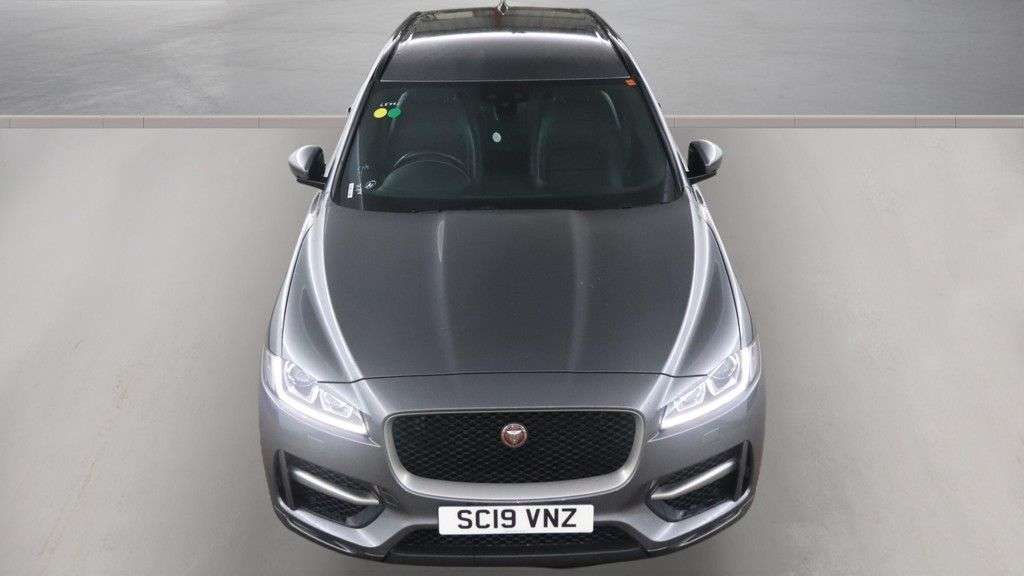 2019 JAGUAR F-PACE 2019 JAGUAR F-PACE