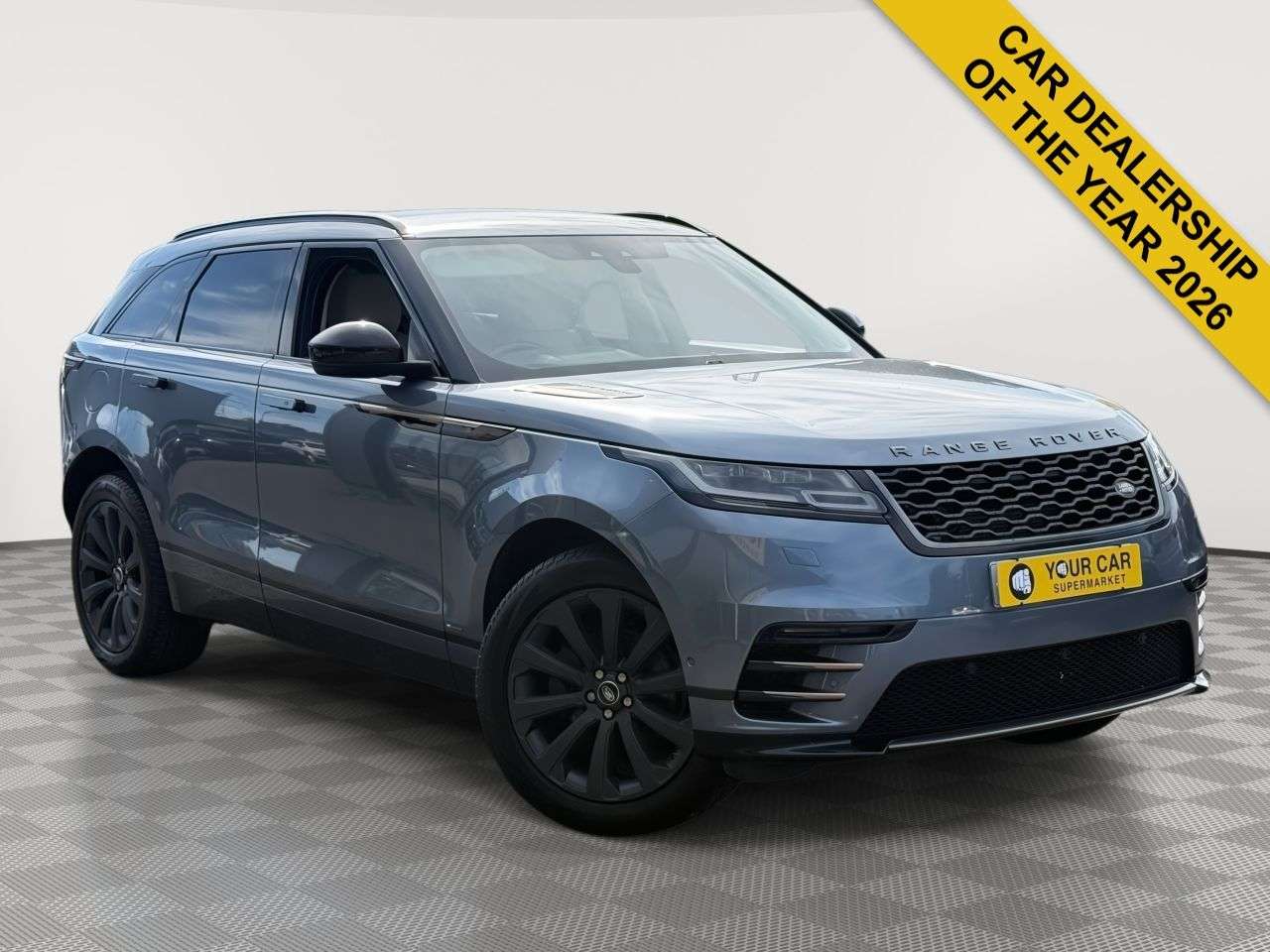 A 2018 LAND ROVER RANGE ROVER VELAR 2.0 D180 R-Dynamic SE SUV 5dr Diesel Auto 4WD Euro 6 (s/s) (180 ps) 2 KEYS/ A 2018 LAND ROVER RANGE ROVER VELAR 2.0 D180 R-Dynamic SE SUV 5dr Diesel Auto 4WD Euro 6 (s/s) (180 ps) 2 KEYS/