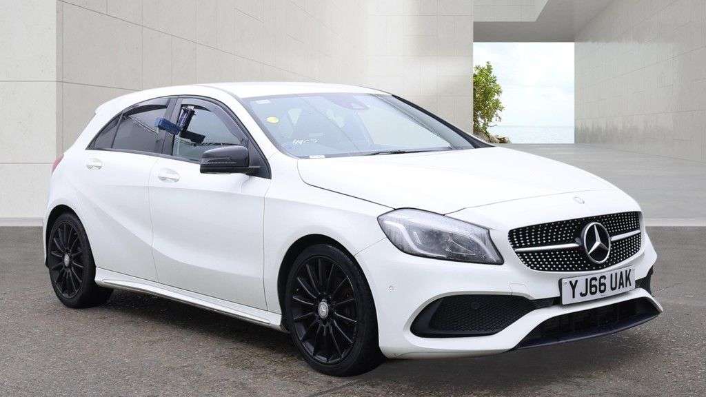 A 2016 MERCEDES-BENZ A CLASS 2.1 A200d AMG Line (Premium) Hatchback 5dr Diesel 7G-DCT Euro 6 (s/s) (136 A 2016 MERCEDES-BENZ A CLASS 2.1 A200d AMG Line (Premium) Hatchback 5dr Diesel 7G-DCT Euro 6 (s/s) (136