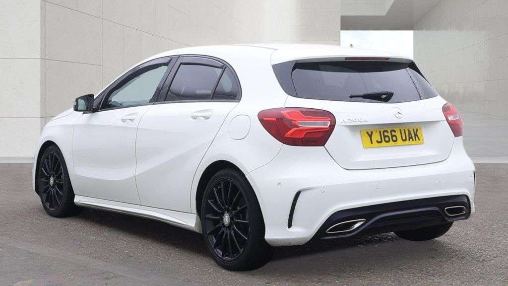 A 2016 MERCEDES-BENZ A CLASS 2.1 A200d AMG Line (Premium) Hatchback 5dr Diesel 7G-DCT Euro 6 (s/s) (136 A 2016 MERCEDES-BENZ A CLASS 2.1 A200d AMG Line (Premium) Hatchback 5dr Diesel 7G-DCT Euro 6 (s/s) (136