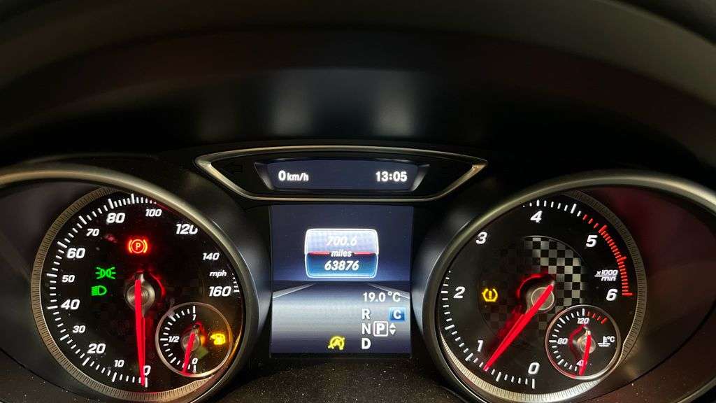 2016 MERCEDES-BENZ A CLASS 2016 MERCEDES-BENZ A CLASS
