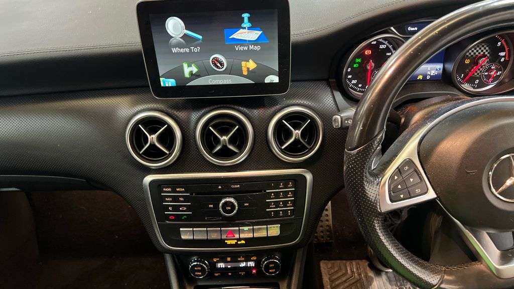 2016 MERCEDES-BENZ A CLASS 2016 MERCEDES-BENZ A CLASS