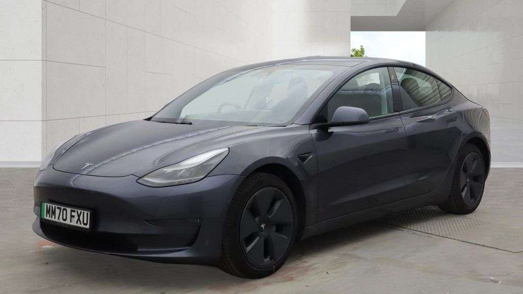 A 2020 TESLA MODEL 3 (Dual Motor) Long Range Saloon 4dr Electric Auto 4WDE (346 ps) 2 KEYS/ PARK A 2020 TESLA MODEL 3 (Dual Motor) Long Range Saloon 4dr Electric Auto 4WDE (346 ps) 2 KEYS/ PARK