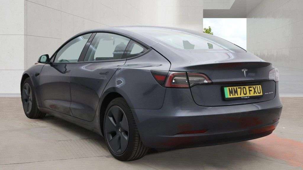 A 2020 TESLA MODEL 3 (Dual Motor) Long Range Saloon 4dr Electric Auto 4WDE (346 ps) 2 KEYS/ PARK A 2020 TESLA MODEL 3 (Dual Motor) Long Range Saloon 4dr Electric Auto 4WDE (346 ps) 2 KEYS/ PARK