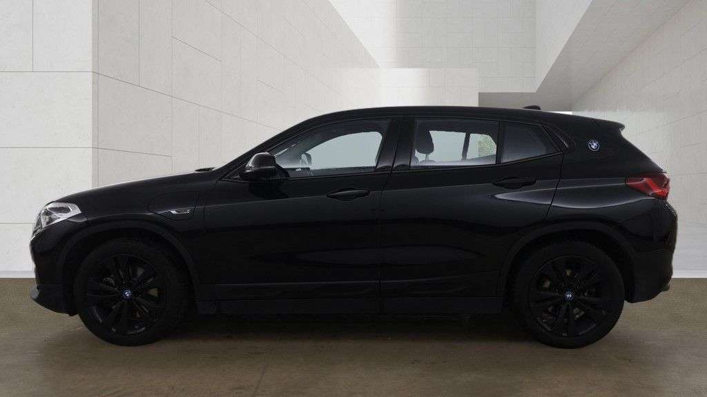 2022 BMW X2 2022 BMW X2