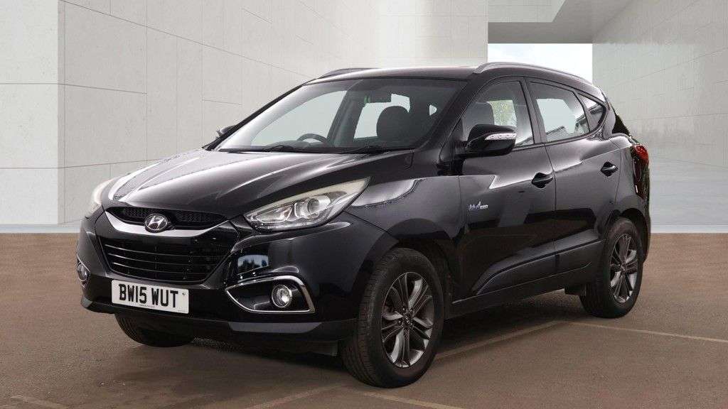 A 2015 HYUNDAI IX35 1.7 CRDi SE SUV 5dr Diesel Manual Euro 5 (115 ps) 18" ALLOYS/TOW BAR/ SERVI A 2015 HYUNDAI IX35 1.7 CRDi SE SUV 5dr Diesel Manual Euro 5 (115 ps) 18" ALLOYS/TOW BAR/ SERVI