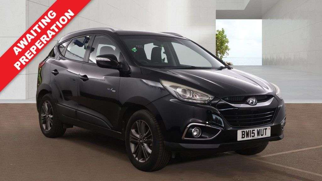 A 2015 HYUNDAI IX35 1.7 CRDi SE SUV 5dr Diesel Manual Euro 5 (115 ps) 18" ALLOYS/TOW BAR/ SERVI A 2015 HYUNDAI IX35 1.7 CRDi SE SUV 5dr Diesel Manual Euro 5 (115 ps) 18" ALLOYS/TOW BAR/ SERVI