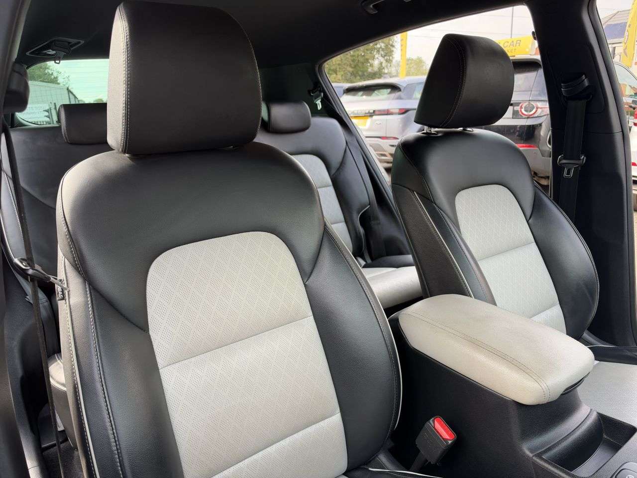 2021 KIA SPORTAGE 2021 KIA SPORTAGE