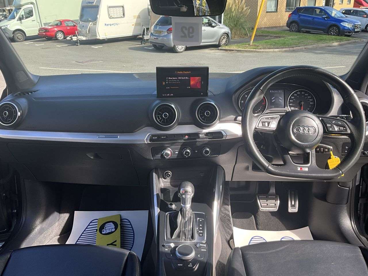 2018 AUDI Q2 2018 AUDI Q2