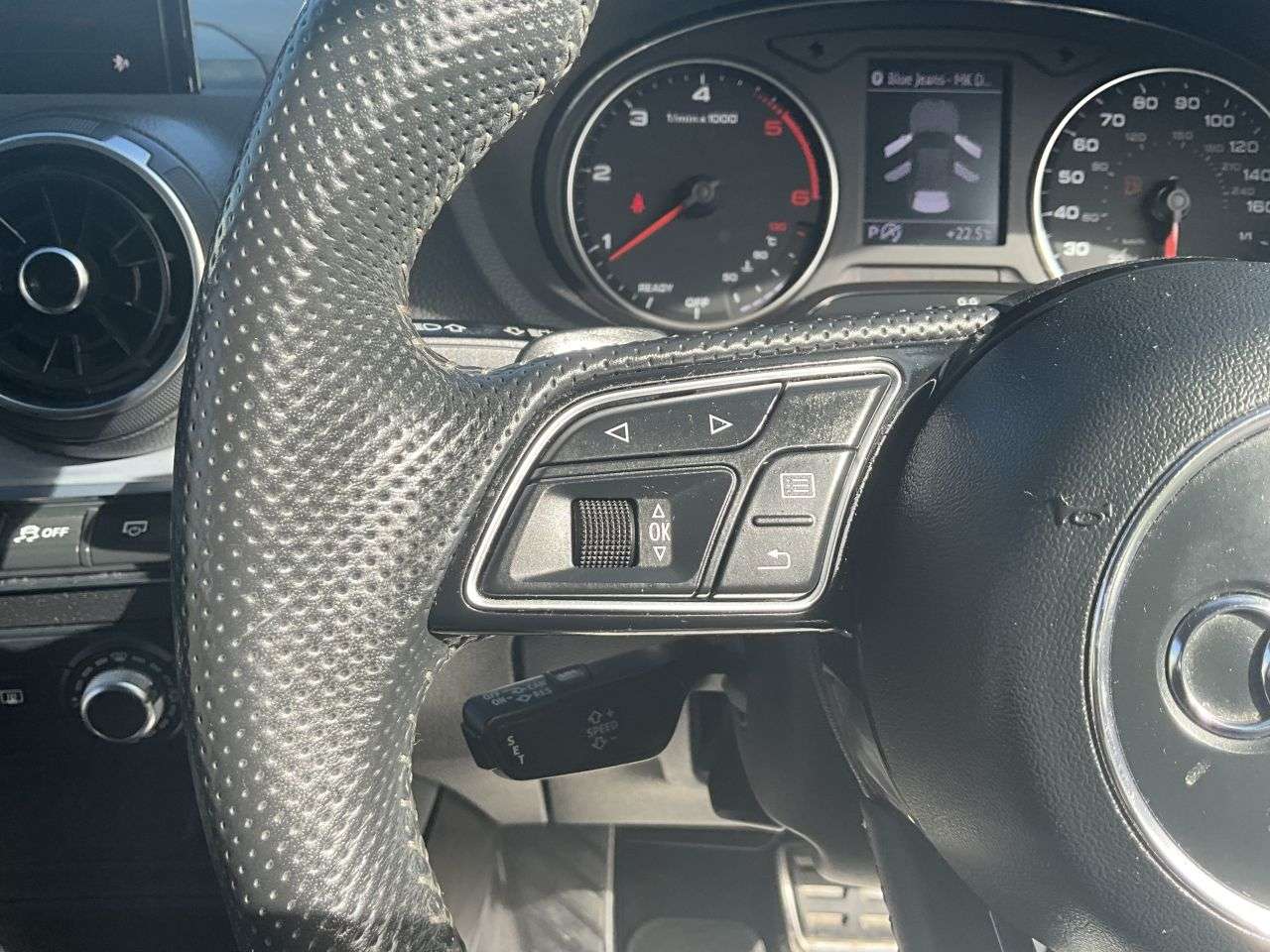 2018 AUDI Q2 2018 AUDI Q2