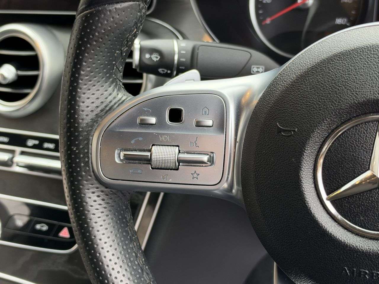 2019 MERCEDES-BENZ C CLASS 2019 MERCEDES-BENZ C CLASS