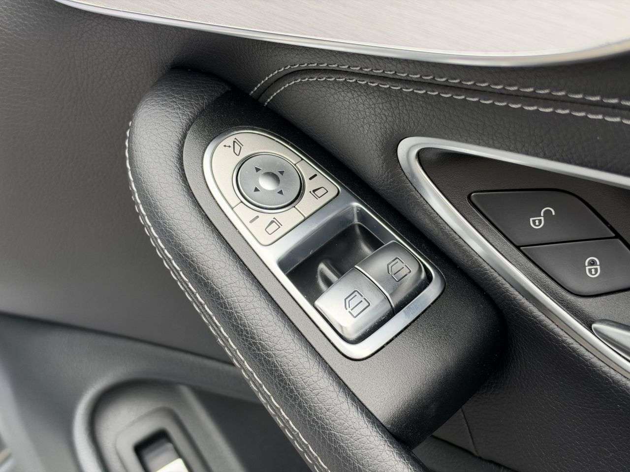2019 MERCEDES-BENZ C CLASS 2019 MERCEDES-BENZ C CLASS