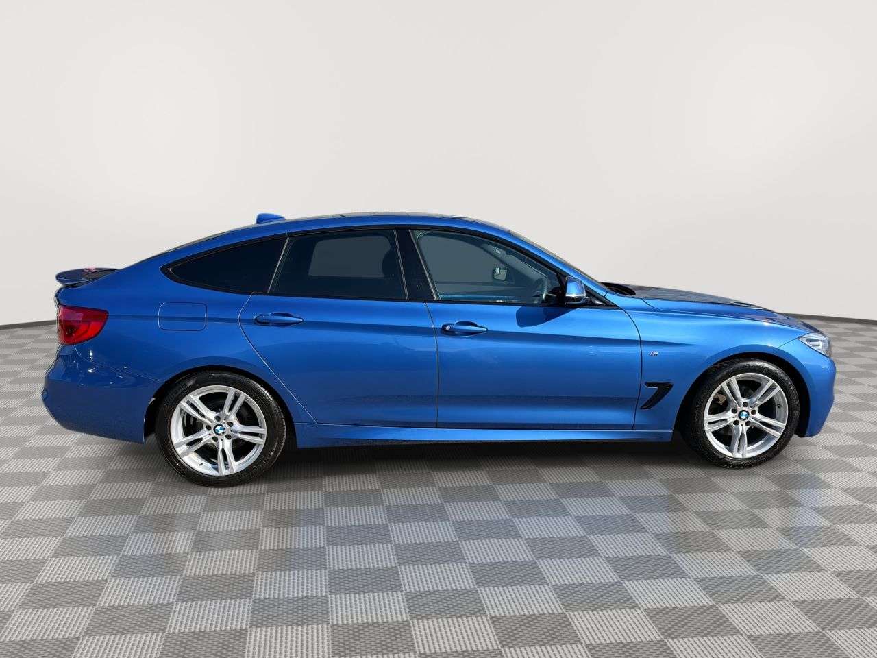 2018 BMW 3 SERIES GRAN TURISMO 2018 BMW 3 SERIES GRAN TURISMO