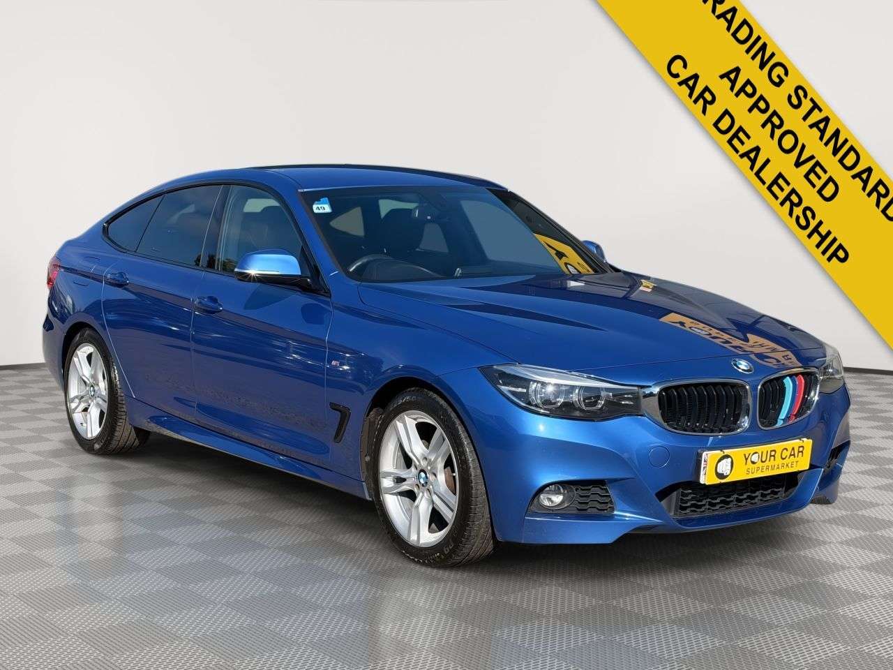 A 2018 BMW 3 SERIES GRAN TURISMO 2.0 320d M Sport GT 5dr Diesel Auto Euro 6 (s/s) (190 ps) 2 KEYS/ ESTORIL B A 2018 BMW 3 SERIES GRAN TURISMO 2.0 320d M Sport GT 5dr Diesel Auto Euro 6 (s/s) (190 ps) 2 KEYS/ ESTORIL B