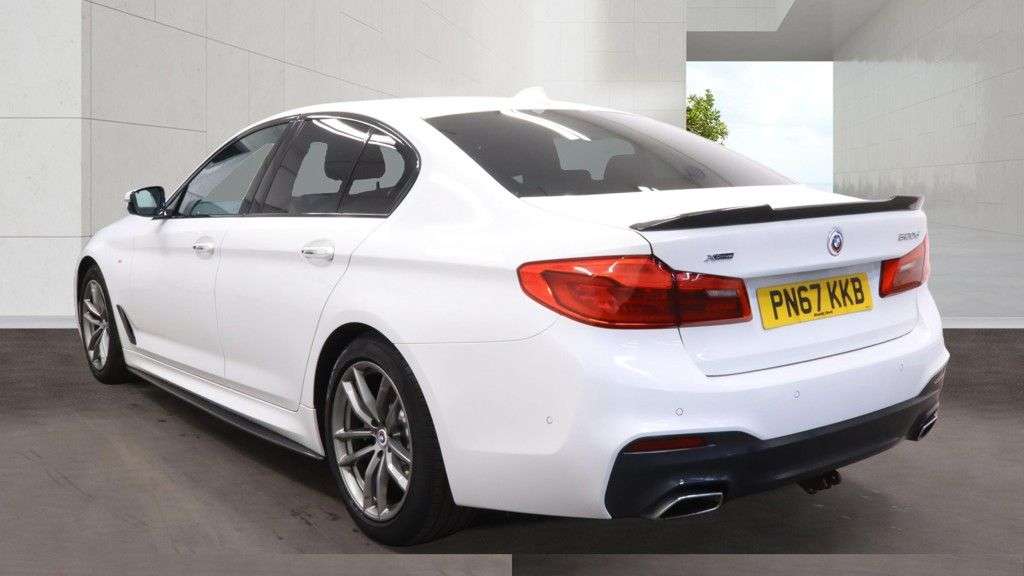 A 2017 BMW 5 SERIES 2.0 520d M Sport Saloon 4dr Diesel Auto xDrive Euro 6 (s/s) (190 ps) 2 KEYS A 2017 BMW 5 SERIES 2.0 520d M Sport Saloon 4dr Diesel Auto xDrive Euro 6 (s/s) (190 ps) 2 KEYS