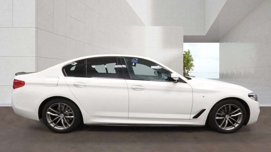 2017 BMW 5 SERIES 2017 BMW 5 SERIES