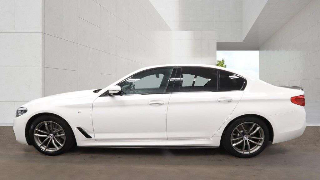 2017 BMW 5 SERIES 2017 BMW 5 SERIES