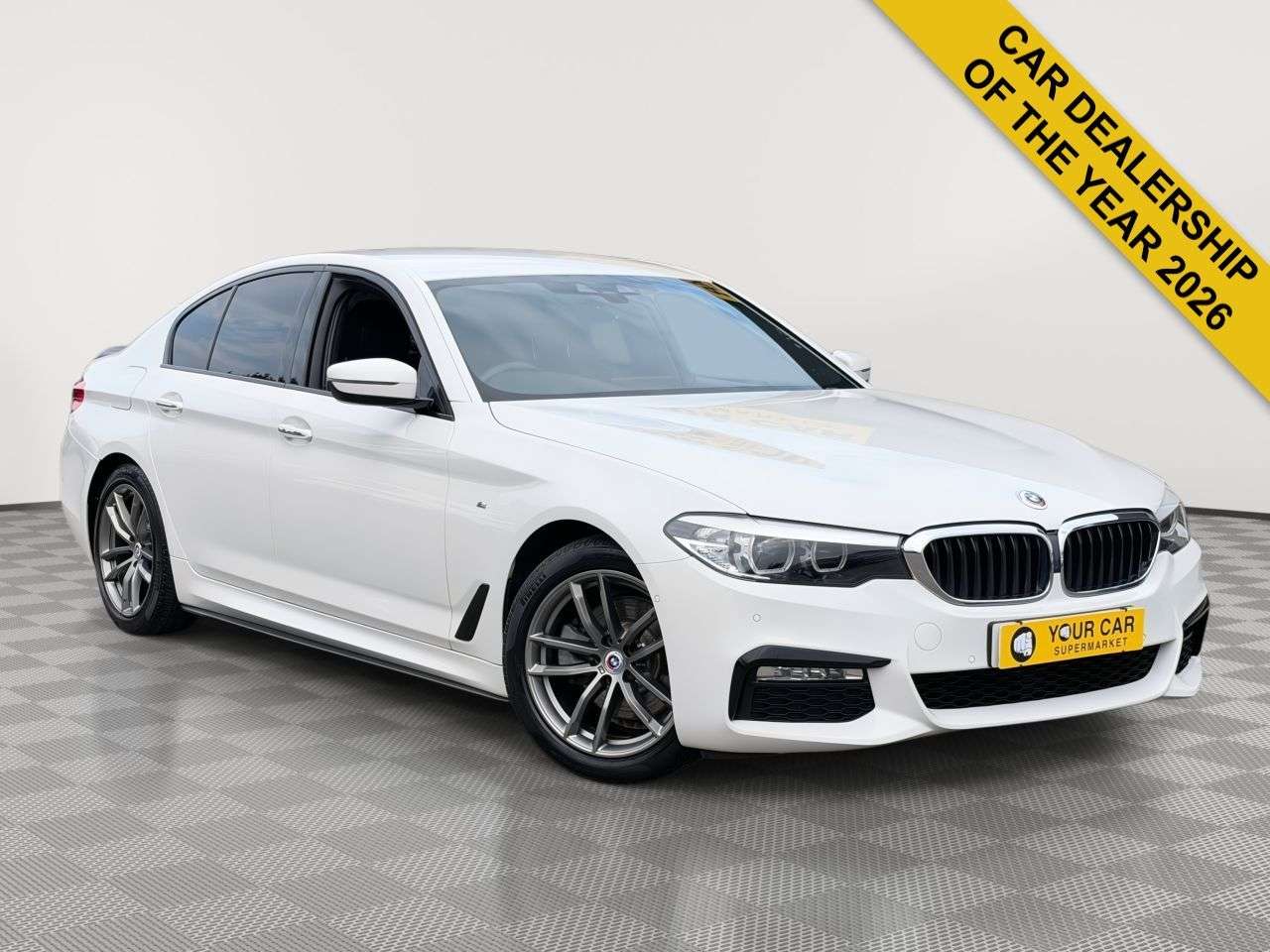 A 2017 BMW 5 SERIES 2.0 520d M Sport Saloon 4dr Diesel Auto xDrive Euro 6 (s/s) (190 ps) 2 KEYS A 2017 BMW 5 SERIES 2.0 520d M Sport Saloon 4dr Diesel Auto xDrive Euro 6 (s/s) (190 ps) 2 KEYS