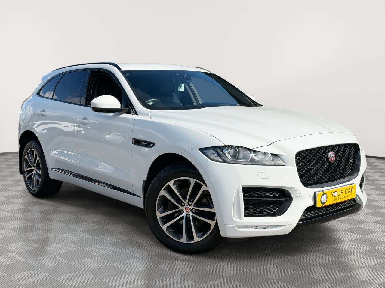 A 2019 JAGUAR F-PACE 2.0 D180 R-Sport SUV 5dr Diesel Auto AWD Euro 6 (s/s) (180 ps) 2 KEYS/ POWE A 2019 JAGUAR F-PACE 2.0 D180 R-Sport SUV 5dr Diesel Auto AWD Euro 6 (s/s) (180 ps) 2 KEYS/ POWE