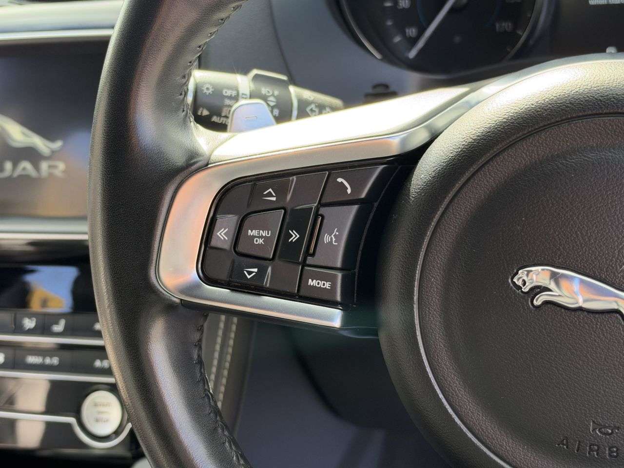 2019 JAGUAR F-PACE 2019 JAGUAR F-PACE