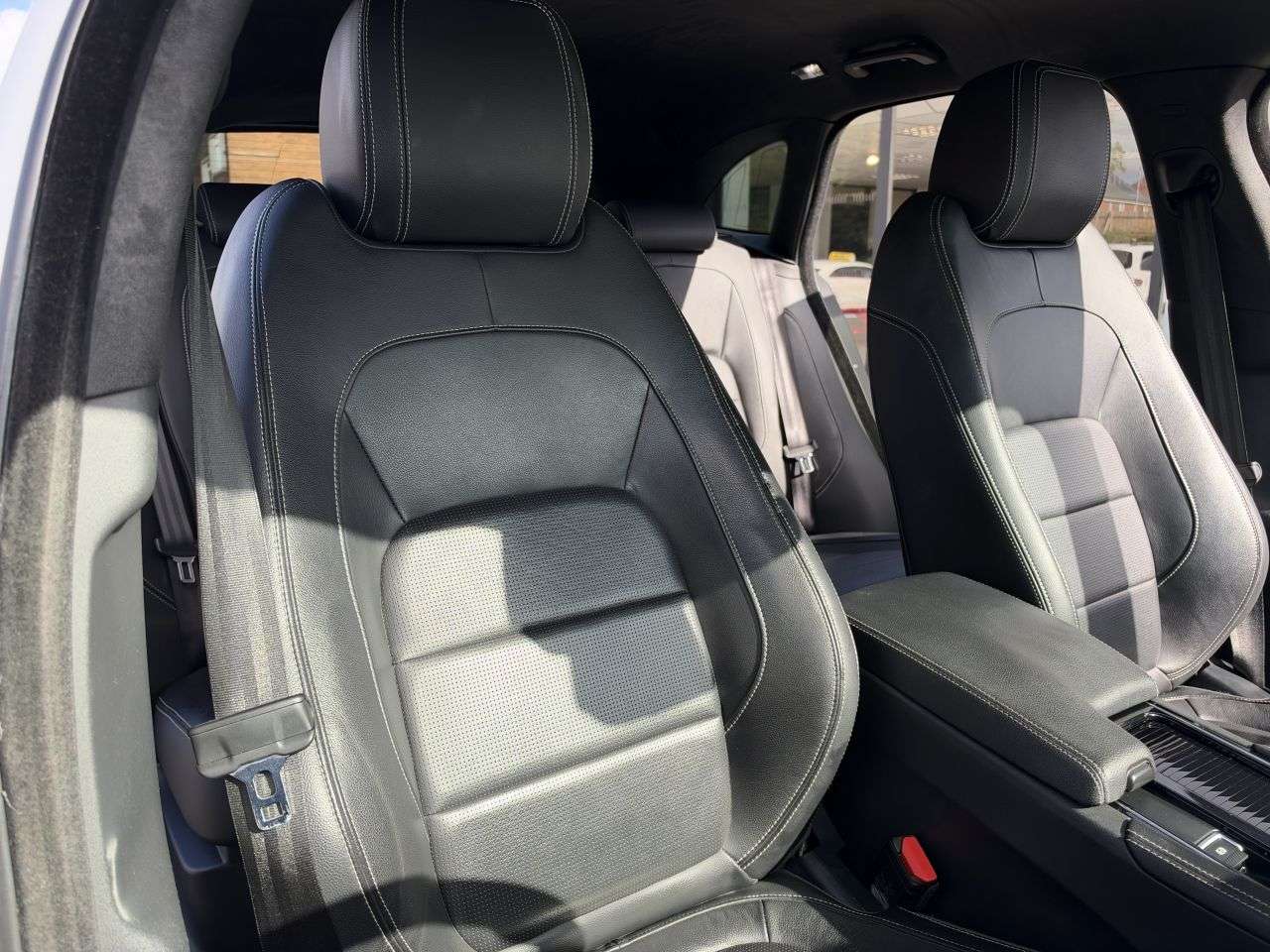 2019 JAGUAR F-PACE 2019 JAGUAR F-PACE