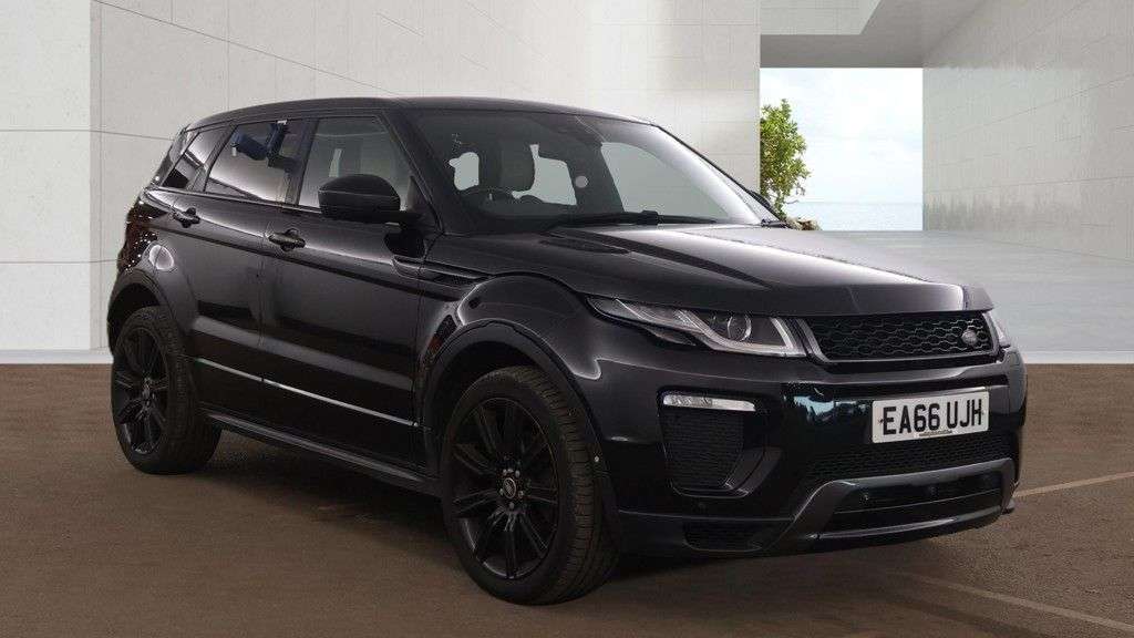 A 2017 LAND ROVER RANGE ROVER EVOQUE 2.0 TD4 HSE Dynamic Lux SUV 5dr Diesel Auto 4WD Euro 6 (s/s) (180 ps) 20" A A 2017 LAND ROVER RANGE ROVER EVOQUE 2.0 TD4 HSE Dynamic Lux SUV 5dr Diesel Auto 4WD Euro 6 (s/s) (180 ps) 20" A