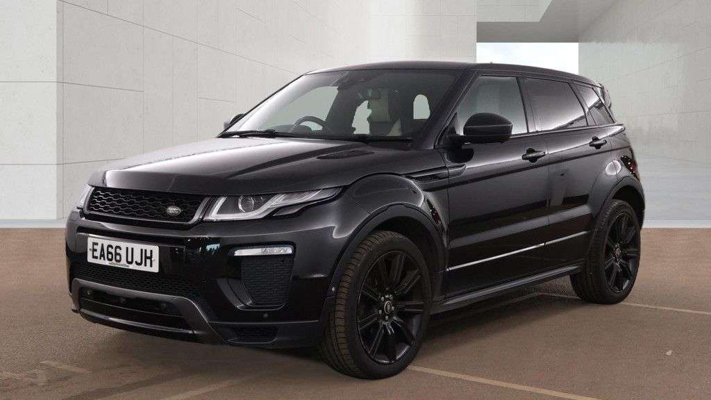 A 2017 LAND ROVER RANGE ROVER EVOQUE 2.0 TD4 HSE Dynamic Lux SUV 5dr Diesel Auto 4WD Euro 6 (s/s) (180 ps) 20" A A 2017 LAND ROVER RANGE ROVER EVOQUE 2.0 TD4 HSE Dynamic Lux SUV 5dr Diesel Auto 4WD Euro 6 (s/s) (180 ps) 20" A