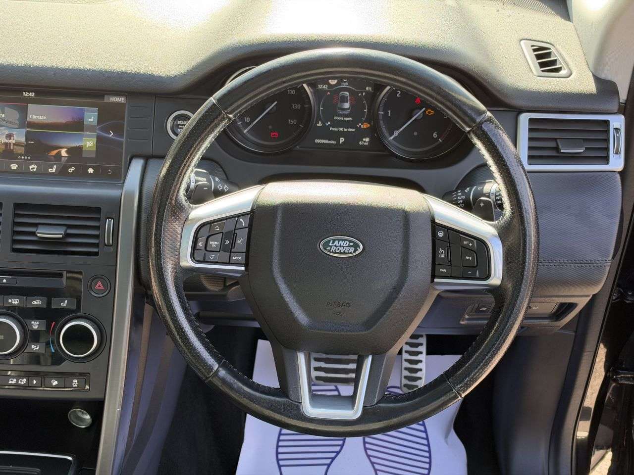 2018 LAND ROVER DISCOVERY SPORT 2018 LAND ROVER DISCOVERY SPORT