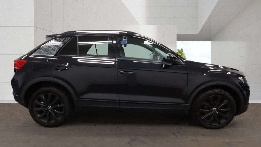 2021 VOLKSWAGEN T-ROC 2021 VOLKSWAGEN T-ROC