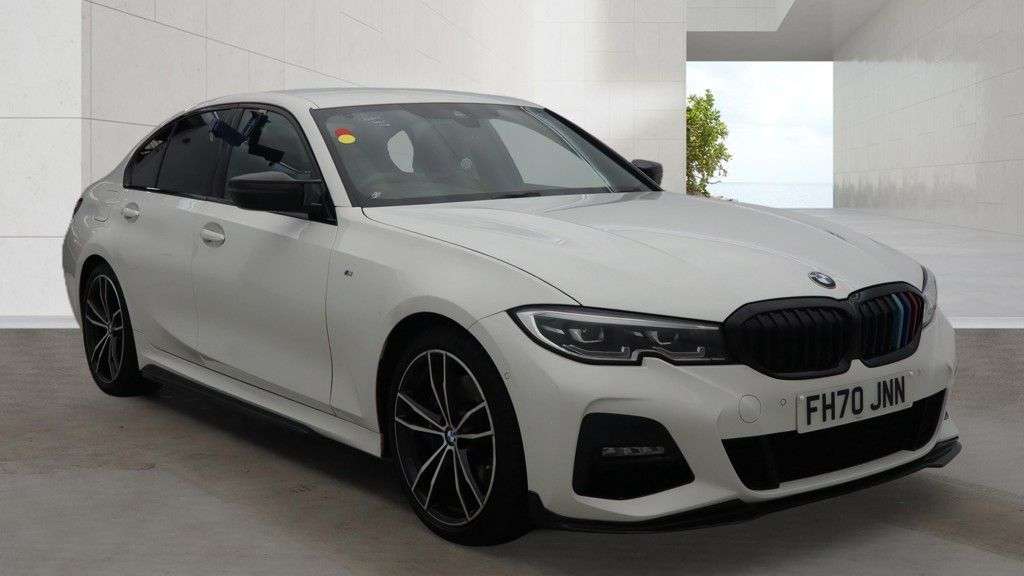 A 2021 BMW 3 SERIES 2.0 320i M Sport Saloon 4dr Petrol Auto Euro 6 (s/s) (184 ps) 2 KEYS / 19" A 2021 BMW 3 SERIES 2.0 320i M Sport Saloon 4dr Petrol Auto Euro 6 (s/s) (184 ps) 2 KEYS / 19"