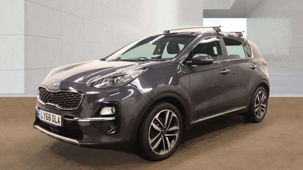 A 2019 KIA SPORTAGE 1.6 CRDi 4 SUV 5dr Diesel DCT Euro 6 (s/s) (134 bhp) ROOF RACK / 2 KEYS / H A 2019 KIA SPORTAGE 1.6 CRDi 4 SUV 5dr Diesel DCT Euro 6 (s/s) (134 bhp) ROOF RACK / 2 KEYS / H