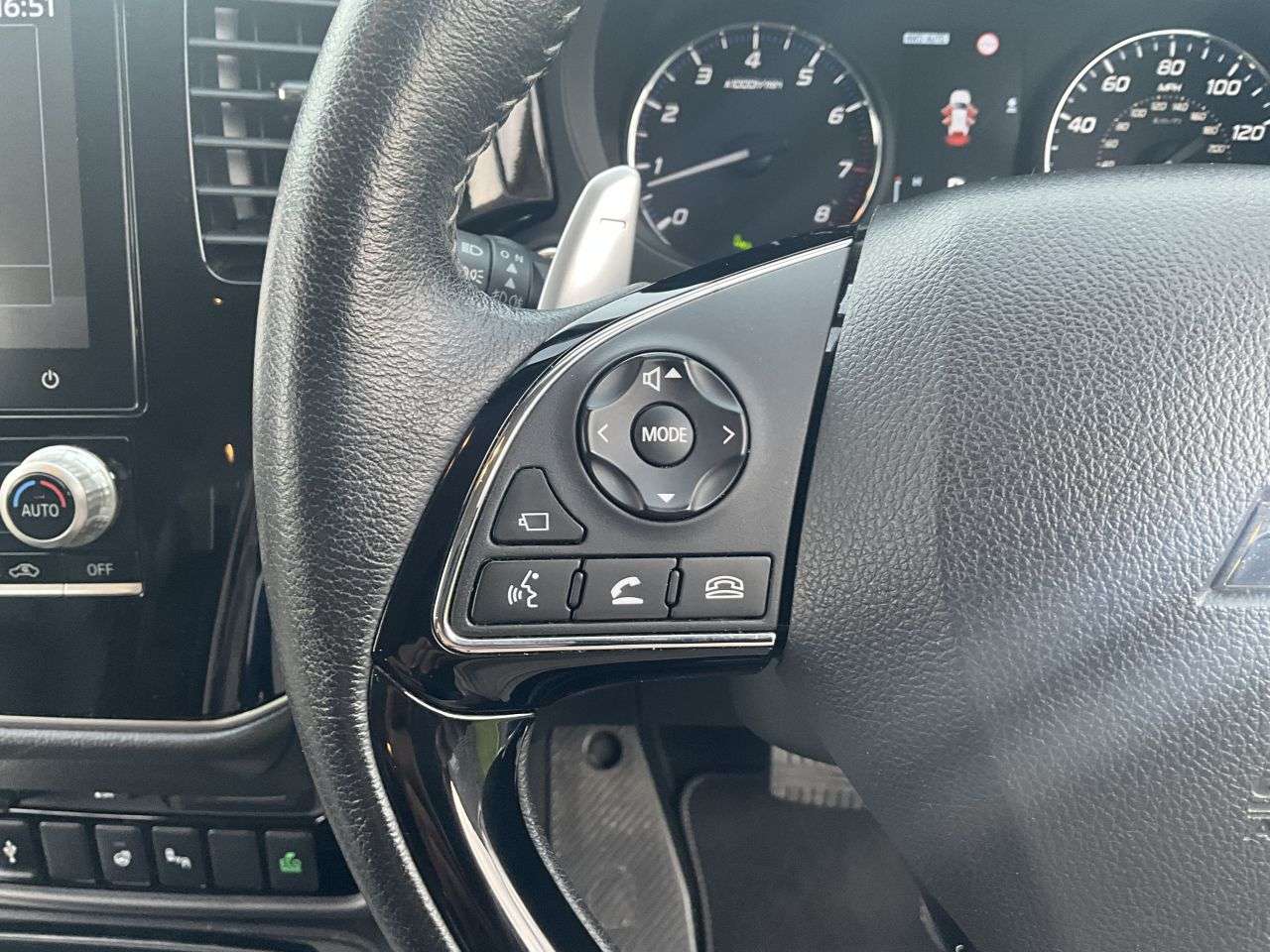 2019 MITSUBISHI OUTLANDER 2019 MITSUBISHI OUTLANDER