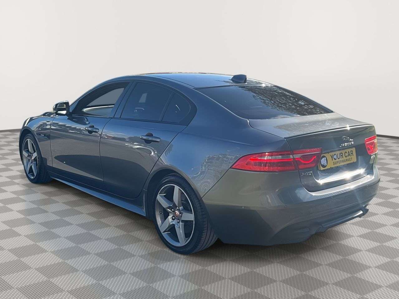 2019 JAGUAR XE 2019 JAGUAR XE