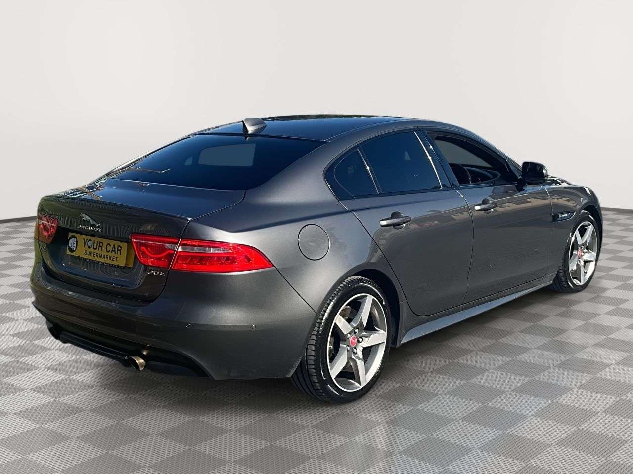 2019 JAGUAR XE 2019 JAGUAR XE