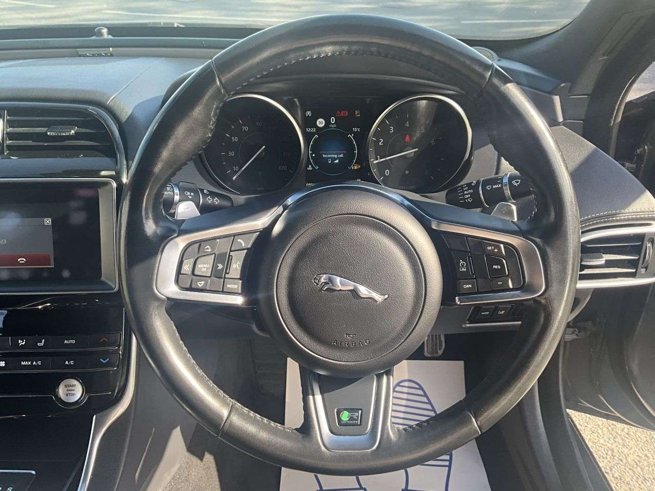 2019 JAGUAR XE 2019 JAGUAR XE