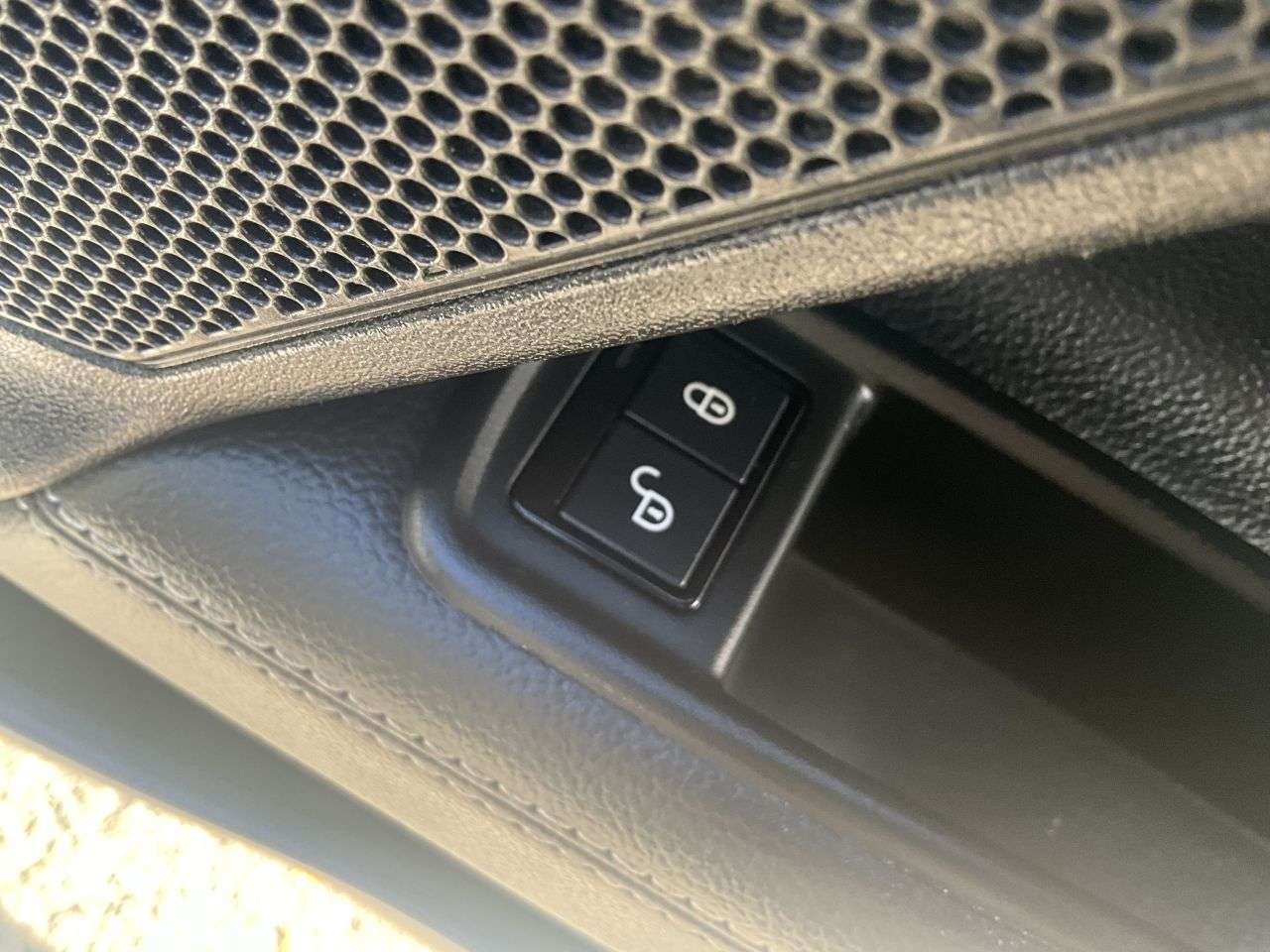2019 JAGUAR XE 2019 JAGUAR XE