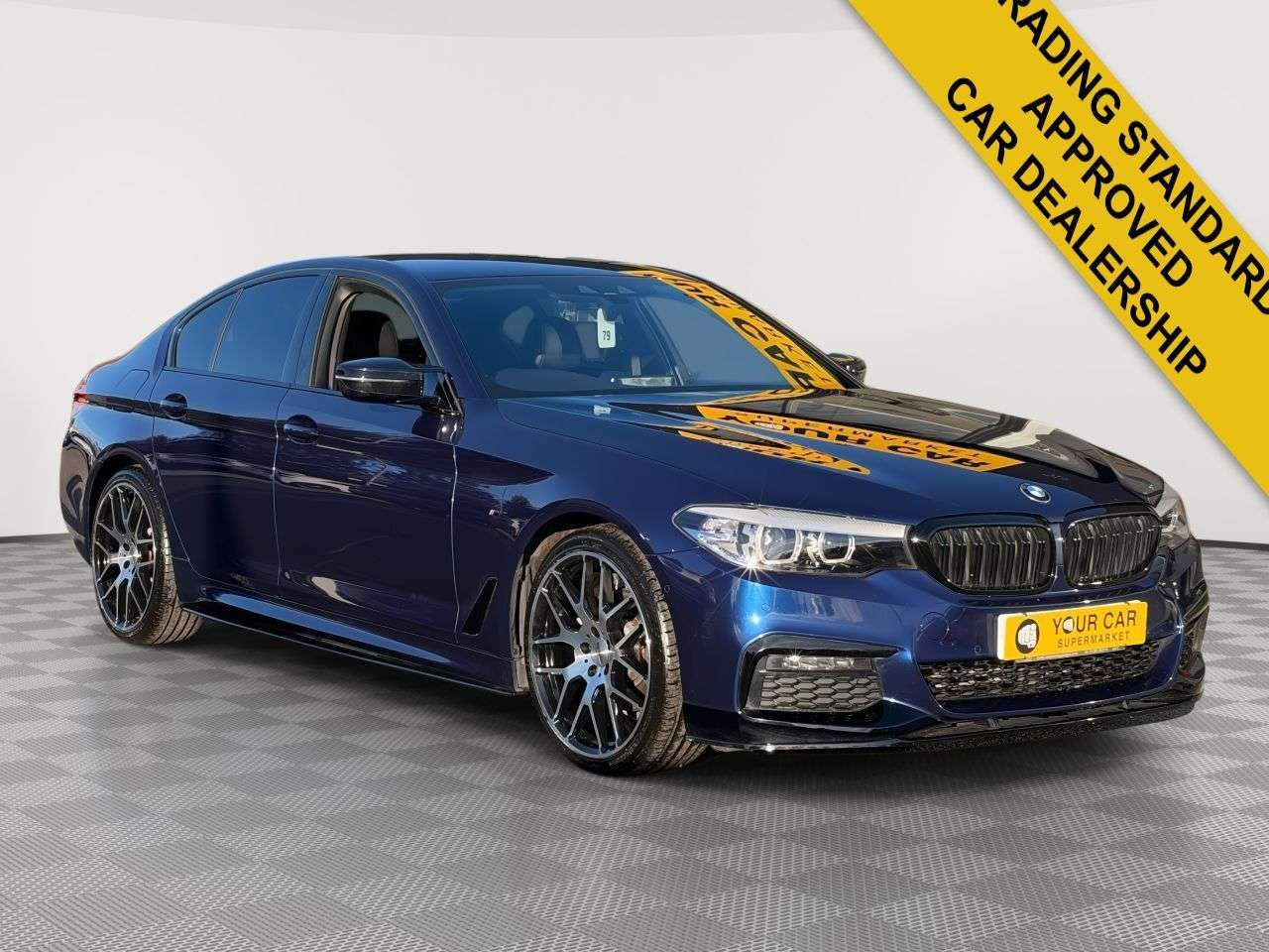 A 2020 BMW 5 SERIES 2.0 520i GPF M Sport Saloon 4dr Petrol Auto Euro 6 (s/s) (184 ps) APPLE CAR A 2020 BMW 5 SERIES 2.0 520i GPF M Sport Saloon 4dr Petrol Auto Euro 6 (s/s) (184 ps) APPLE CAR