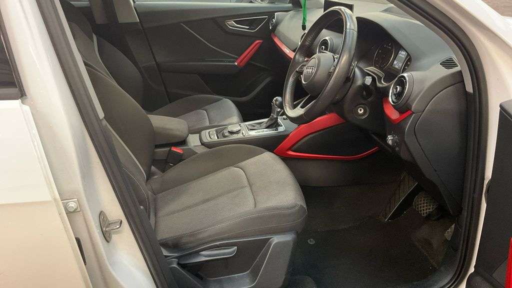 2019 AUDI Q2 2019 AUDI Q2